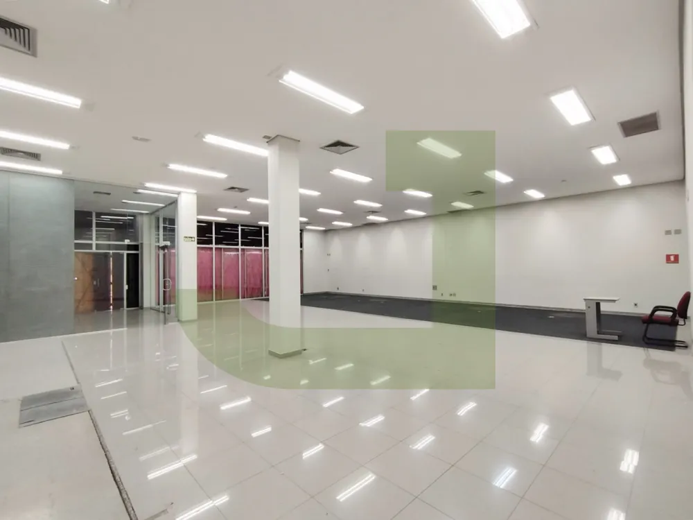 Alugar Comercial / Loja em Port&atilde;o R$ 12.000,00 - Foto 21