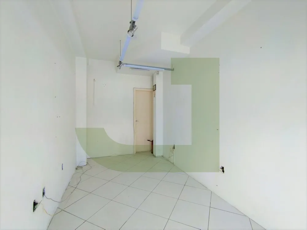 Alugar Comercial / Loja em S&atilde;o Leopoldo R$ 1.100,00 - Foto 3