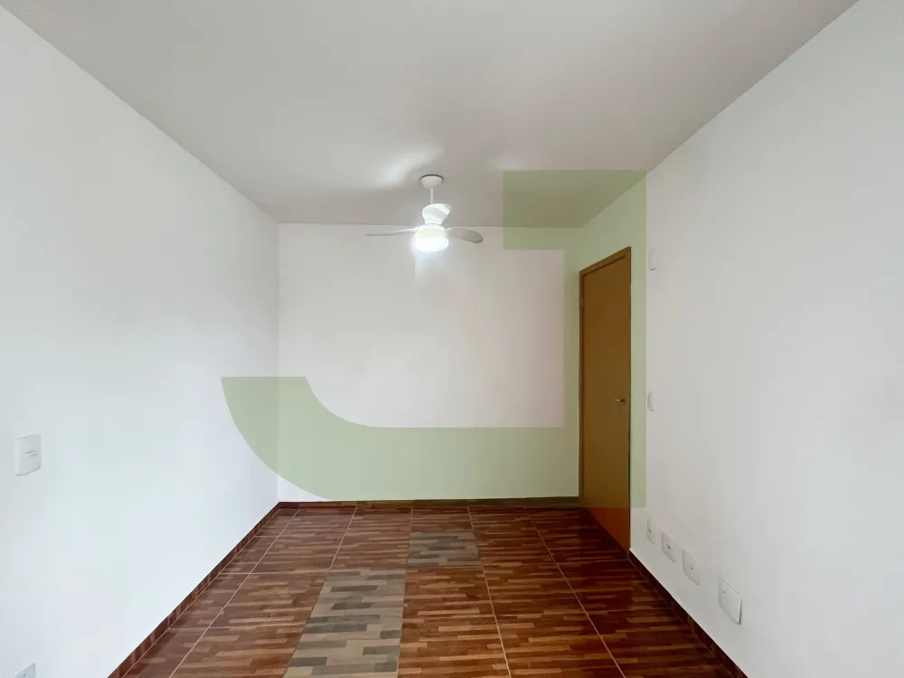 Alugar Apartamento / Padr&atilde;o em S&atilde;o Leopoldo R$ 900,00 - Foto 2