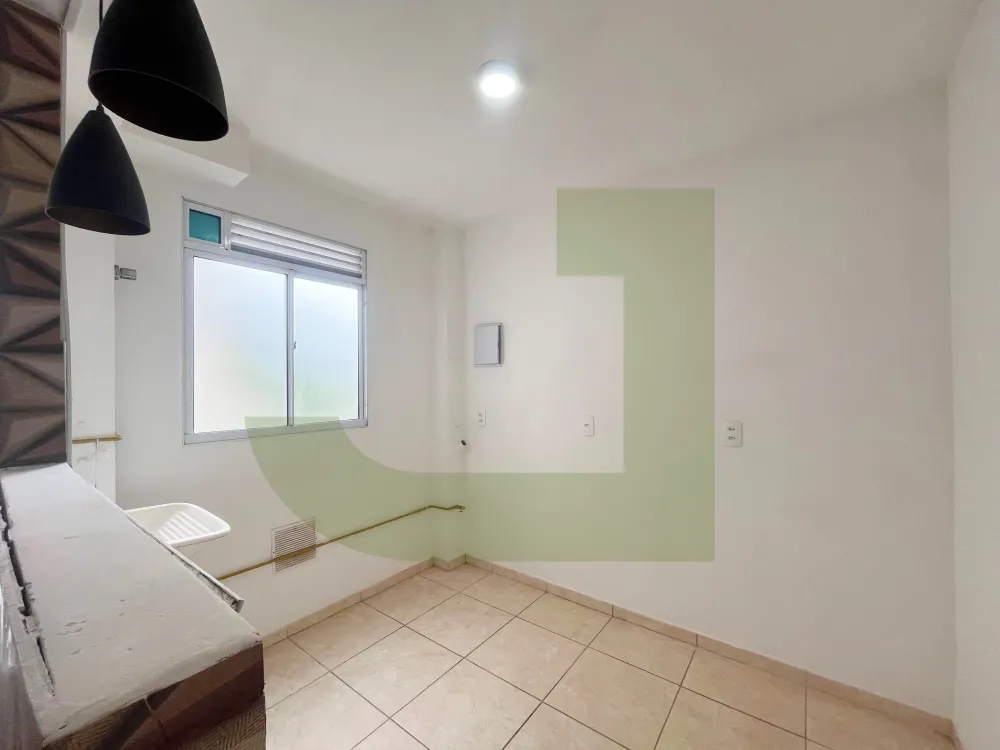 Alugar Apartamento / Padr&atilde;o em S&atilde;o Leopoldo R$ 900,00 - Foto 3