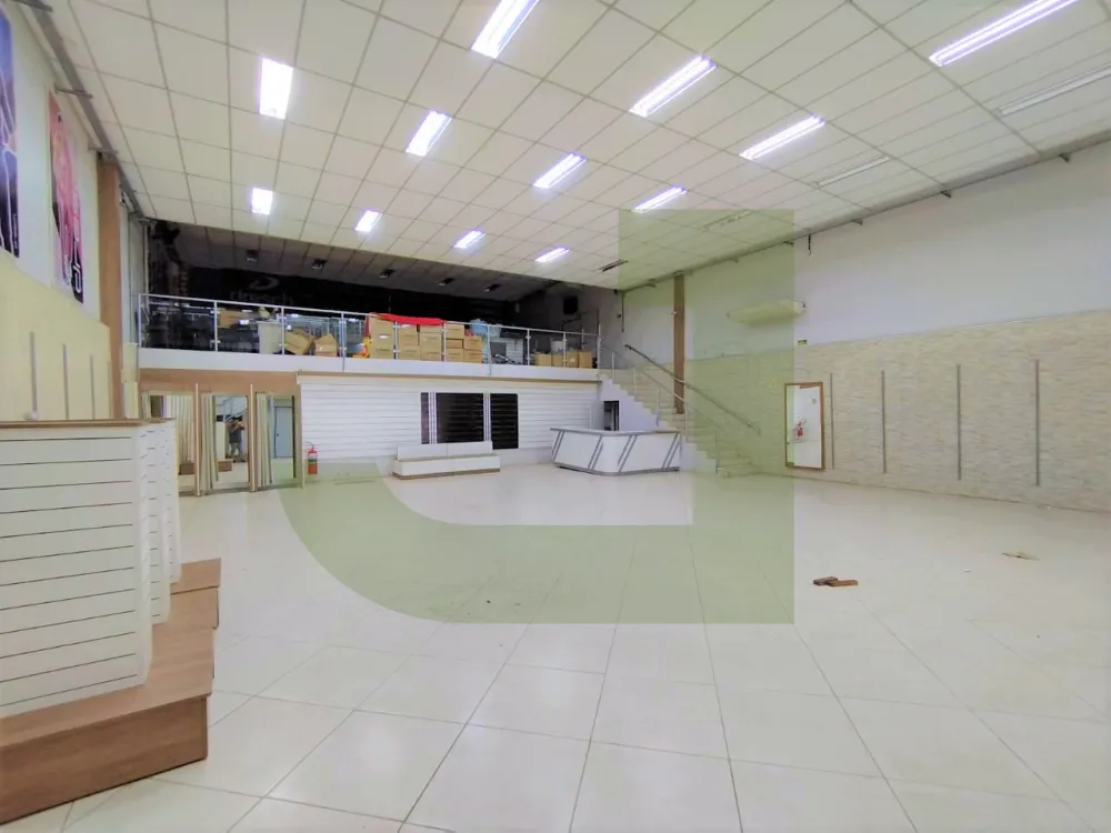 Alugar Comercial / Pr&eacute;dio em S&atilde;o Leopoldo R$ 12.900,00 - Foto 3