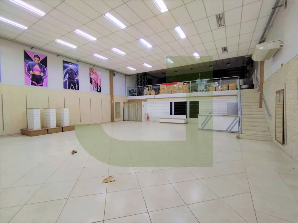 Alugar Comercial / Pr&eacute;dio em S&atilde;o Leopoldo R$ 12.900,00 - Foto 5