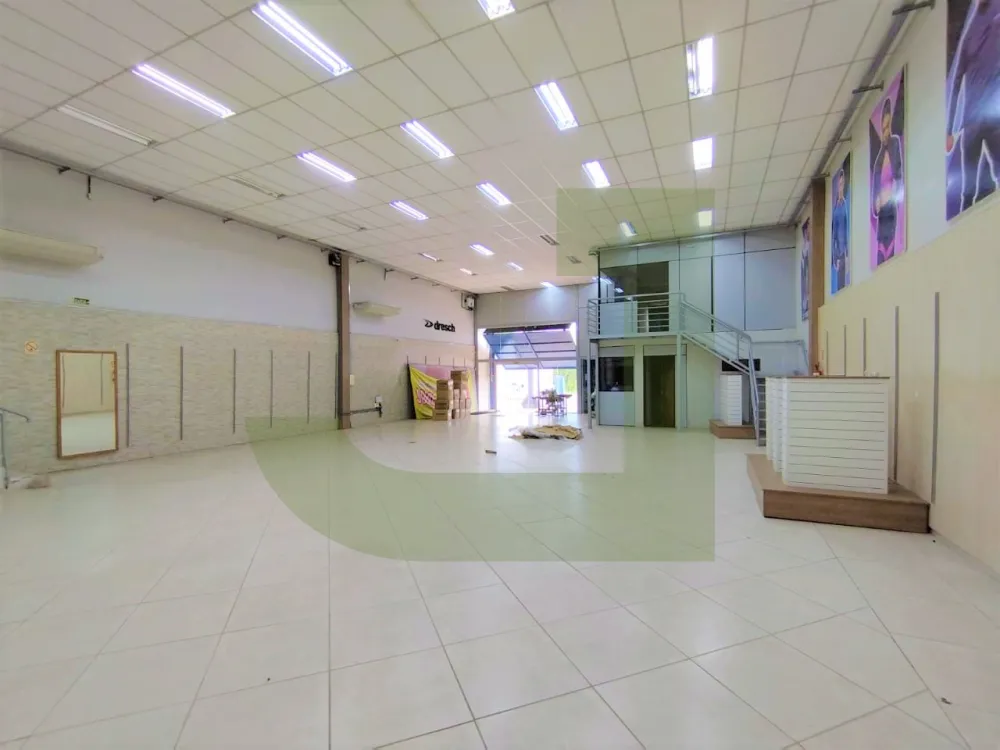 Alugar Comercial / Pr&eacute;dio em S&atilde;o Leopoldo R$ 12.900,00 - Foto 6