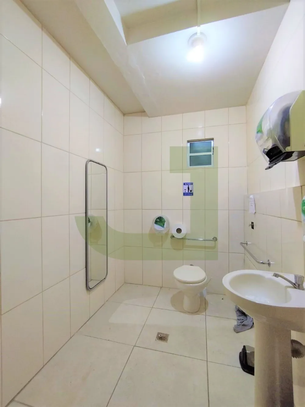 Alugar Comercial / Pr&eacute;dio em S&atilde;o Leopoldo R$ 12.900,00 - Foto 11