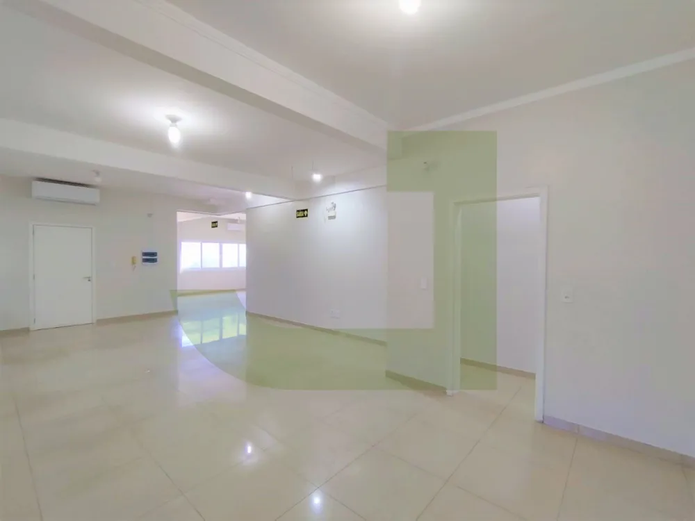 Alugar Comercial / Loja em Condom&iacute;nio em S&atilde;o Leopoldo R$ 6.200,00 - Foto 3