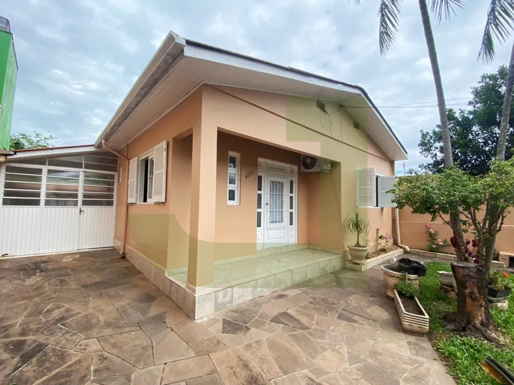 Alugar Casa / Residencial em S&amp;atilde;o Leopoldo R$ 1.600,00 - Foto 1