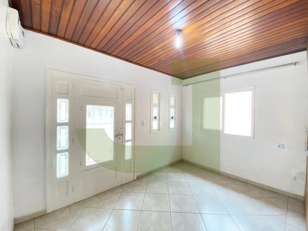 Alugar Casa / Residencial em S&amp;atilde;o Leopoldo R$ 1.600,00 - Foto 4