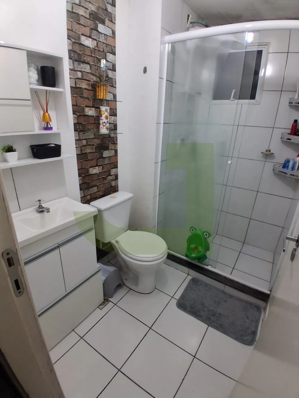 Comprar Apartamento / Padr&atilde;o em Esteio R$ 190.000,00 - Foto 9