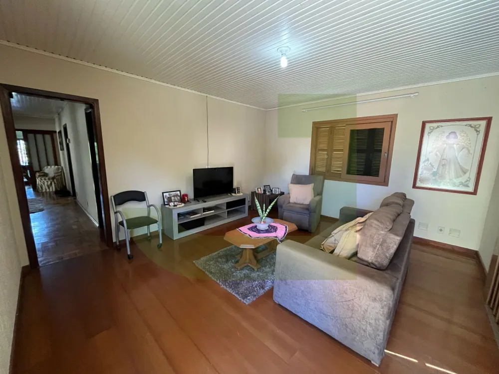 Comprar Casa / Padr&atilde;o em Novo Hamburgo R$ 600.000,00 - Foto 4