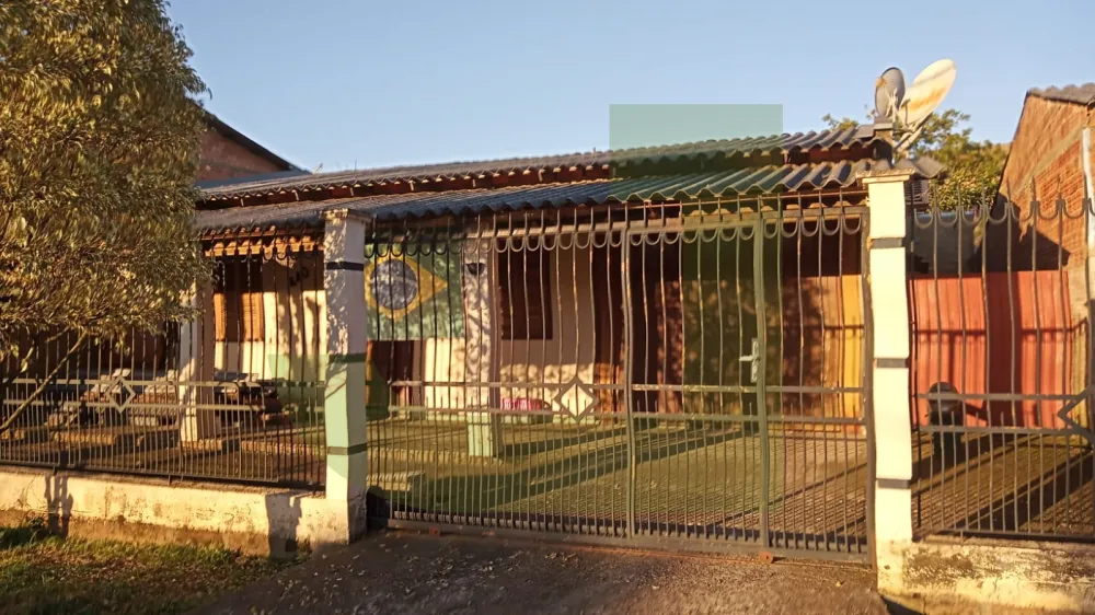 Comprar Casa / Residencial em S&atilde;o Leopoldo R$ 320.000,00 - Foto 2