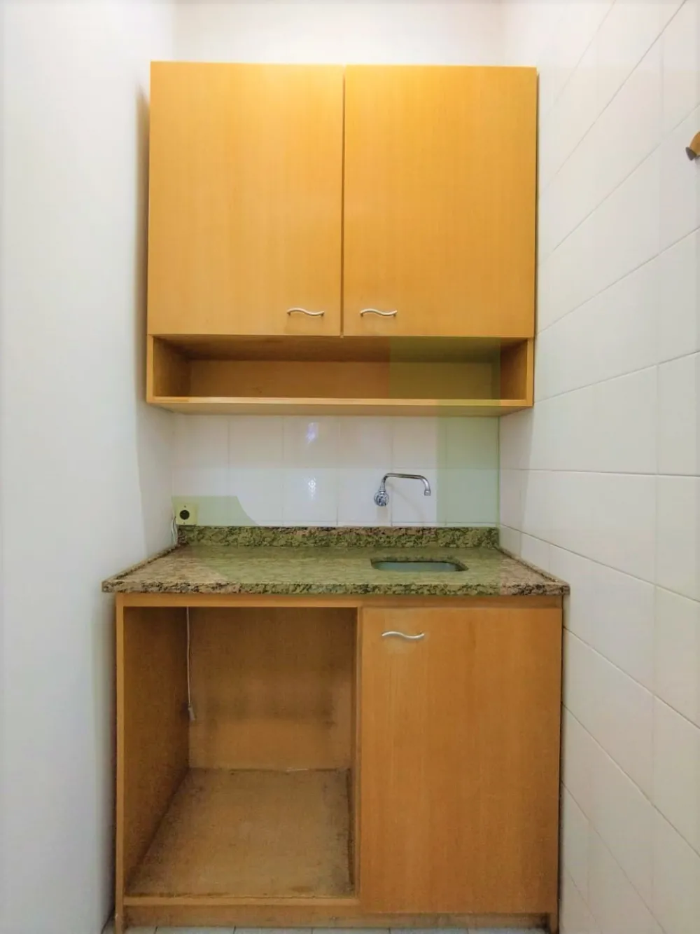 Alugar Comercial / Sala comercial em condom&iacute;nio em S&atilde;o Leopoldo R$ 1.500,00 - Foto 9