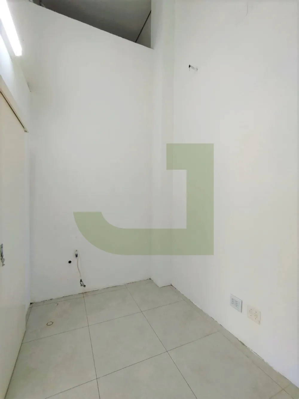 Alugar Comercial / Loja em S&atilde;o Leopoldo R$ 6.500,00 - Foto 9