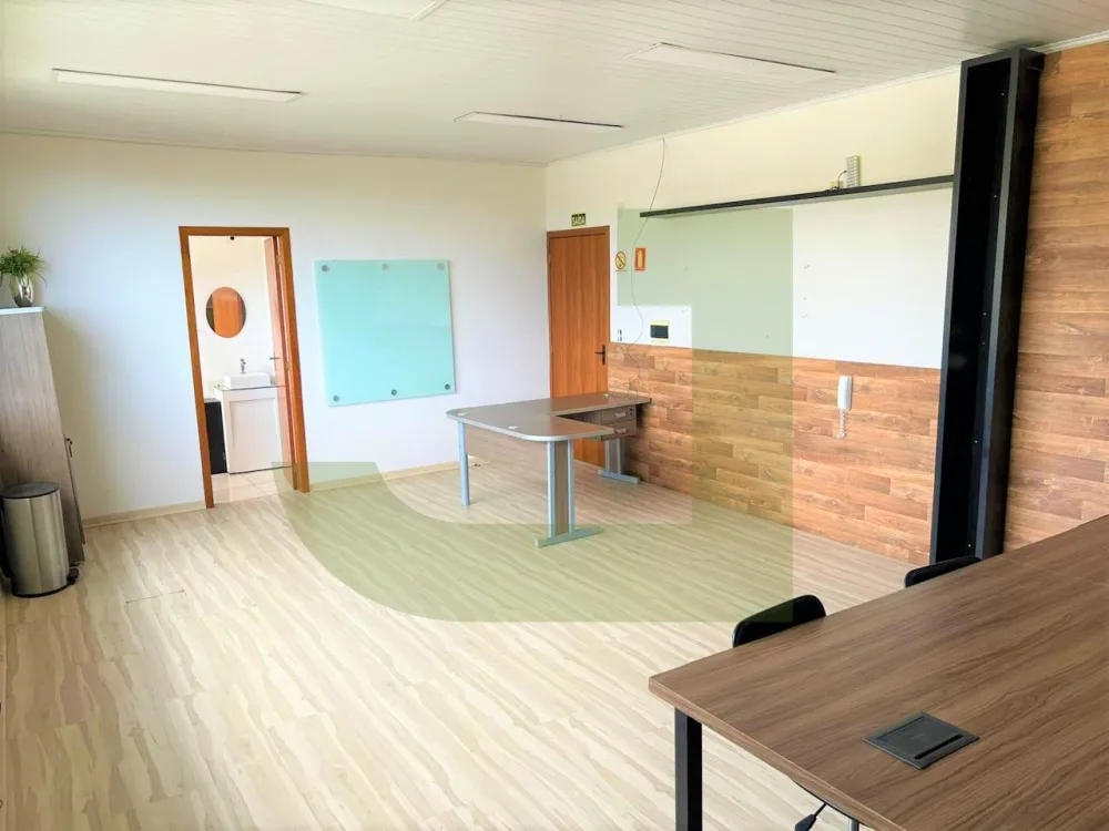 Alugar Comercial / Sala comercial em S&atilde;o Leopoldo R$ 1.500,00 - Foto 4