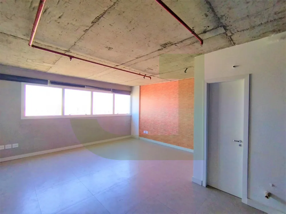 Alugar Comercial / Sala comercial em condom&iacute;nio em S&atilde;o Leopoldo R$ 2.000,00 - Foto 1