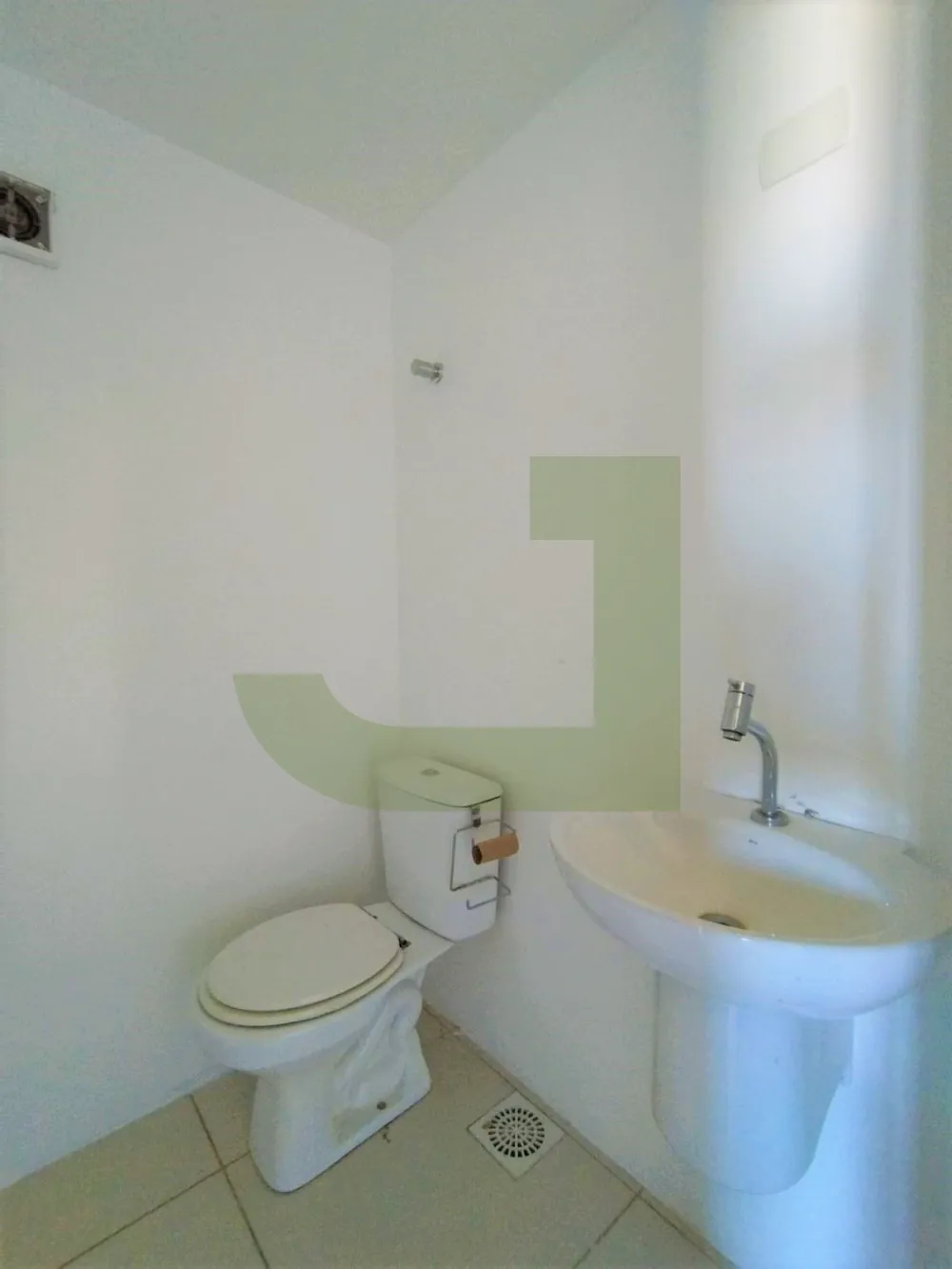 Alugar Comercial / Sala comercial em condom&iacute;nio em S&atilde;o Leopoldo R$ 2.000,00 - Foto 4