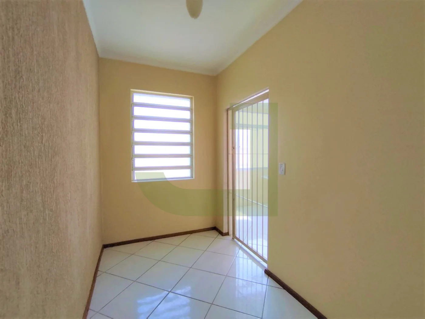 Alugar Apartamento / Padr&atilde;o em S&atilde;o Leopoldo R$ 2.200,00 - Foto 4