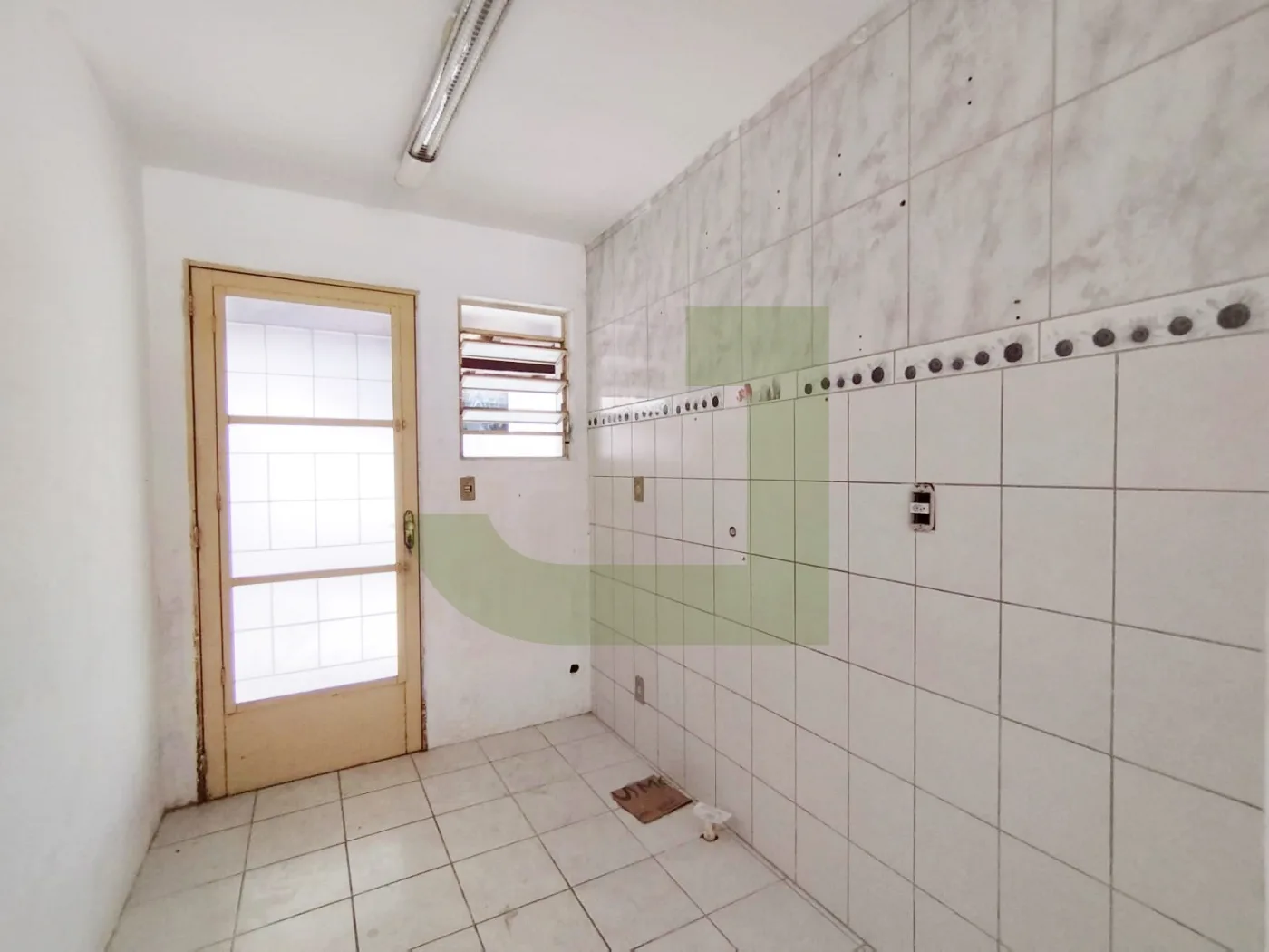 Alugar Casa / Condom&iacute;nio em S&atilde;o Leopoldo R$ 1.150,00 - Foto 4