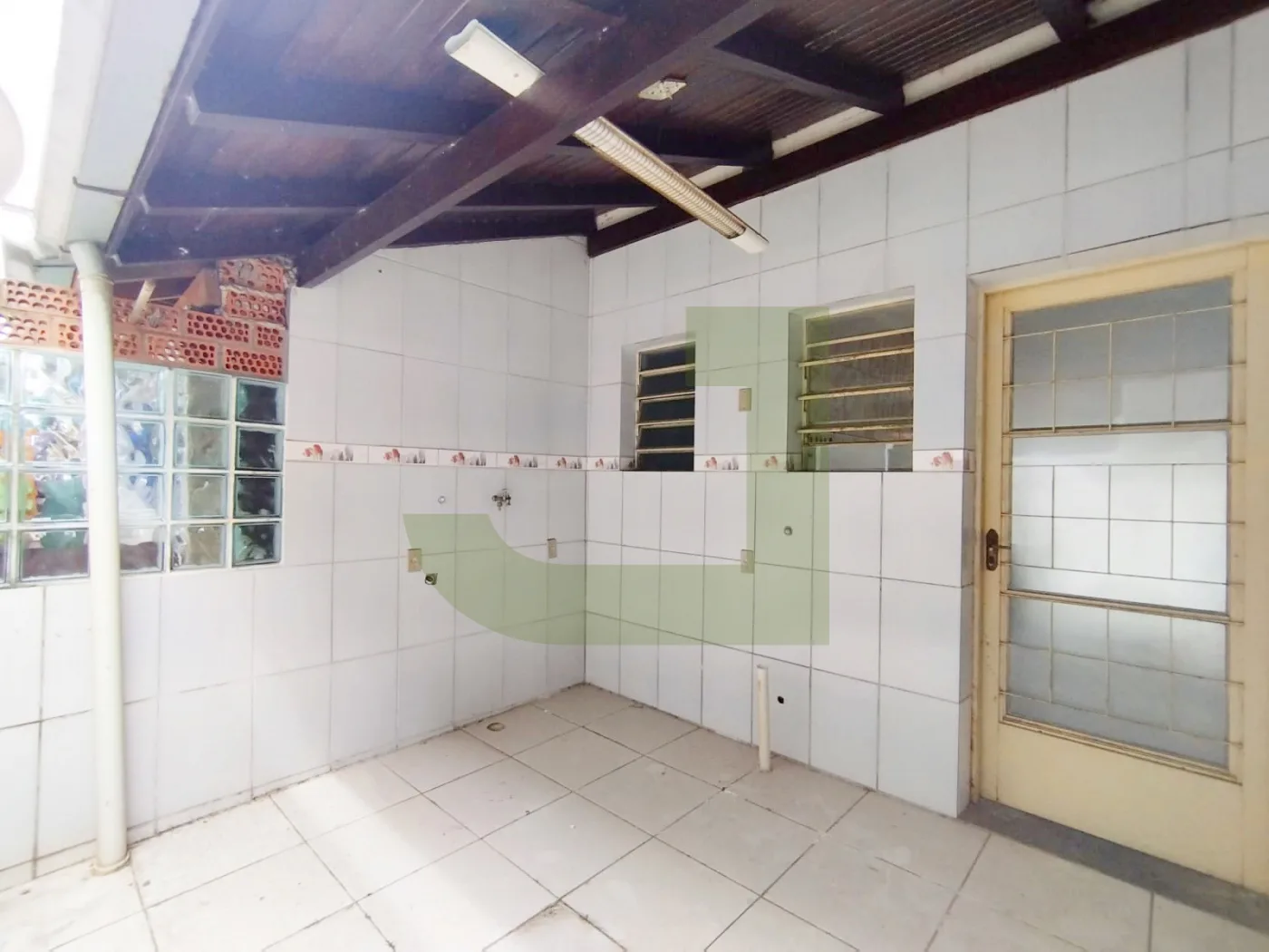 Alugar Casa / Condom&iacute;nio em S&atilde;o Leopoldo R$ 1.150,00 - Foto 5
