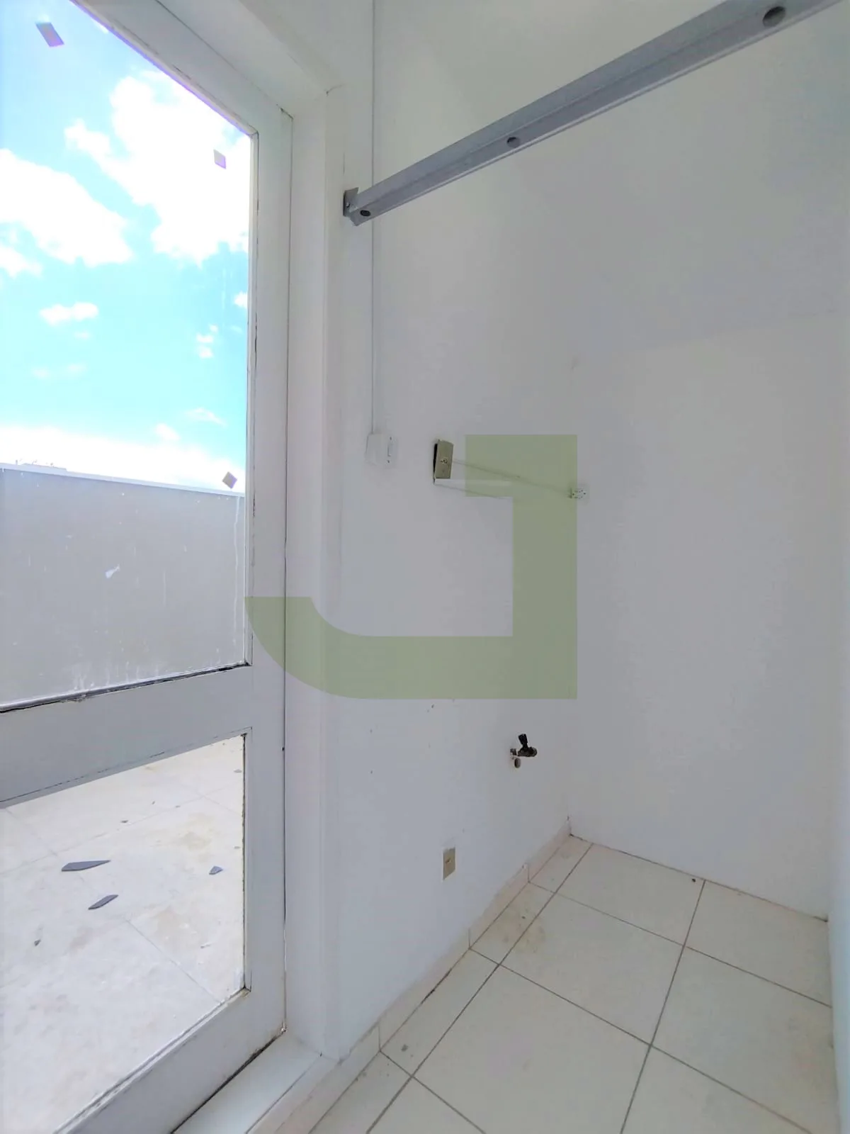 Alugar Comercial / Sala comercial em condom&iacute;nio em S&atilde;o Leopoldo R$ 1.600,00 - Foto 5