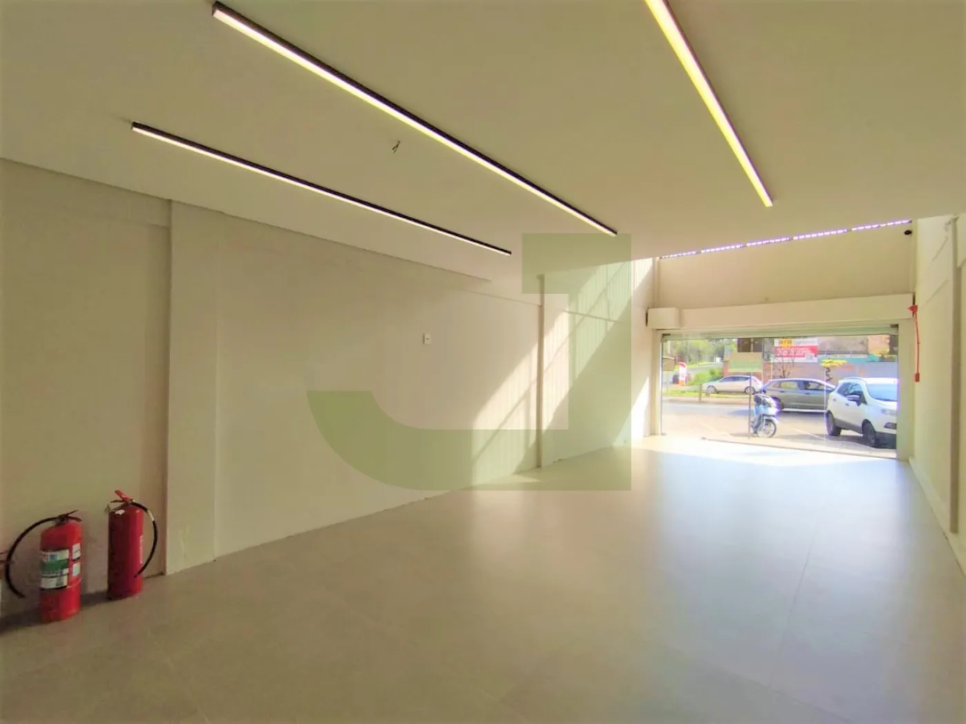 Alugar Comercial / Loja em Condom&iacute;nio em S&atilde;o Leopoldo R$ 4.100,00 - Foto 3