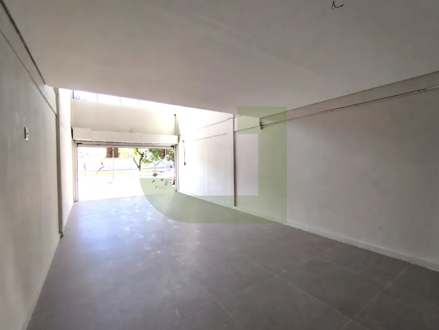 Alugar Comercial / Loja em Condom&iacute;nio em S&atilde;o Leopoldo R$ 5.000,00 - Foto 3