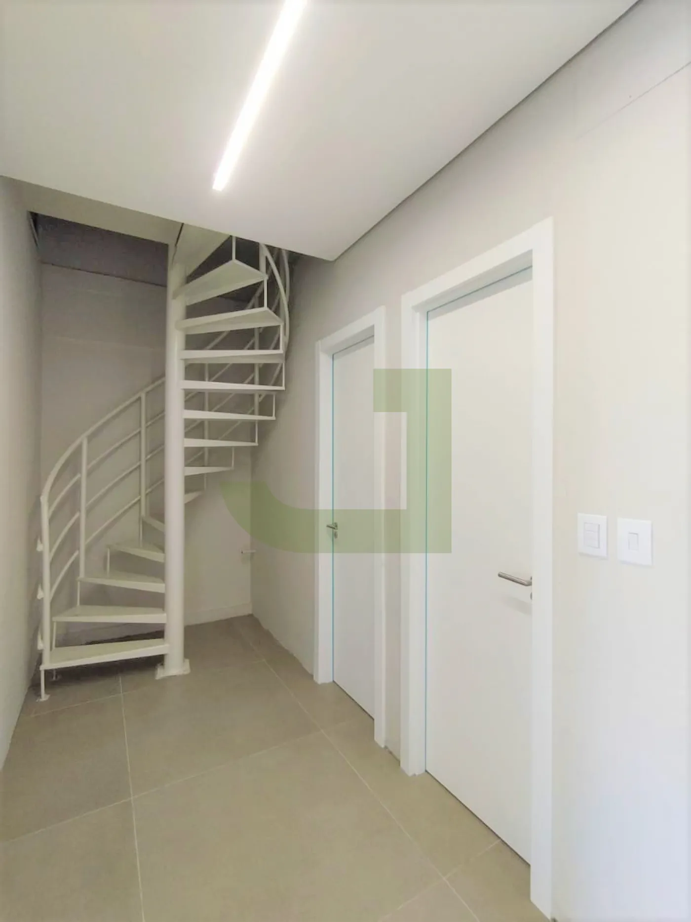 Alugar Comercial / Loja em Condom&iacute;nio em S&atilde;o Leopoldo R$ 4.100,00 - Foto 5