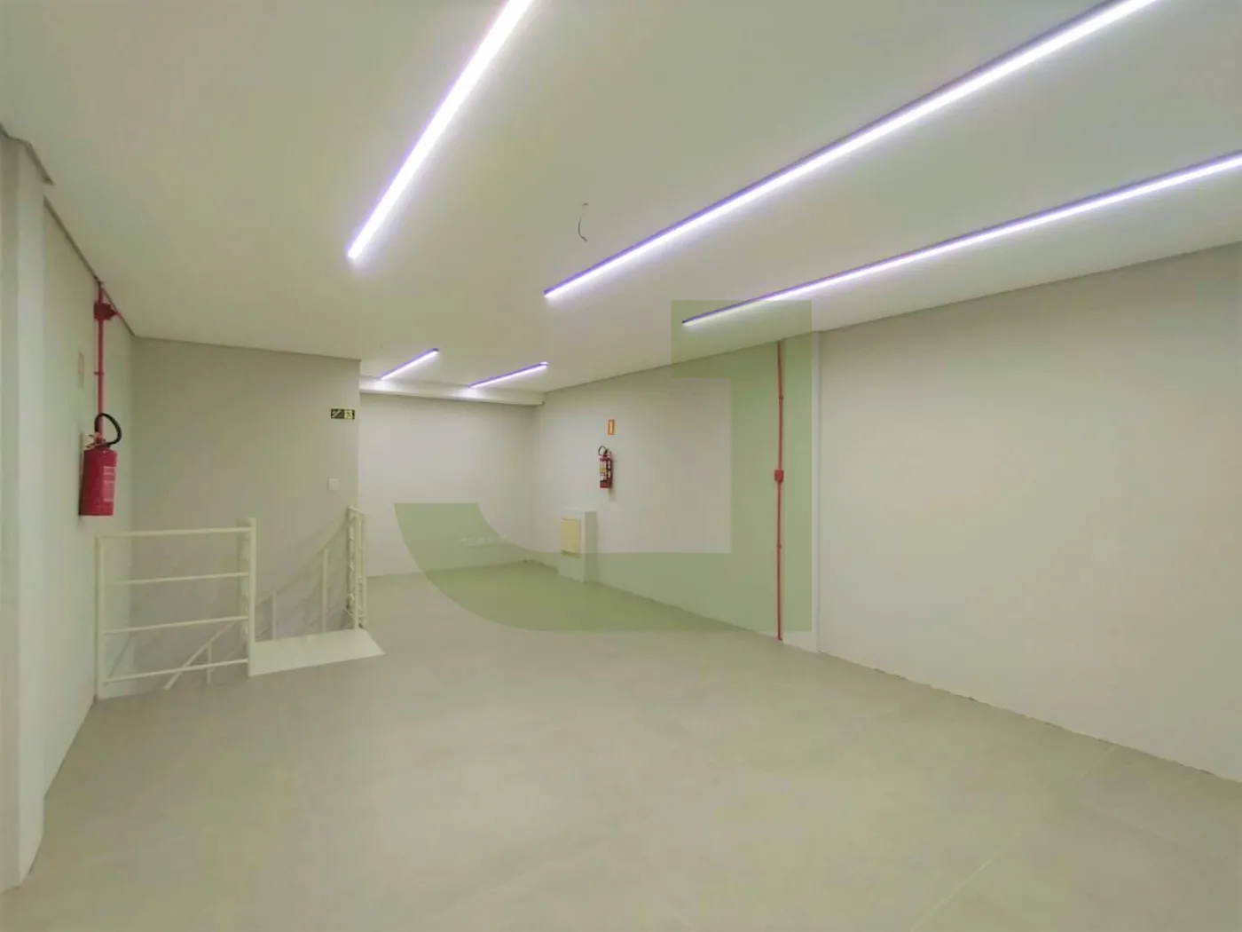Alugar Comercial / Loja em Condom&iacute;nio em S&atilde;o Leopoldo R$ 4.100,00 - Foto 6