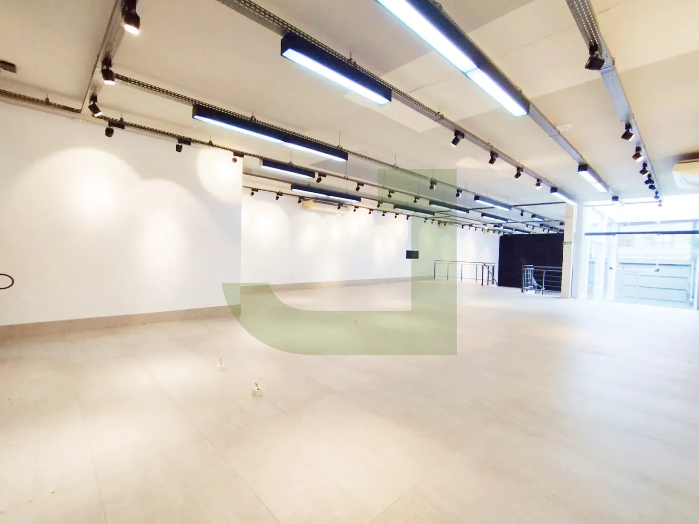 Alugar Comercial / Loja em S&atilde;o Leopoldo R$ 11.700,00 - Foto 9