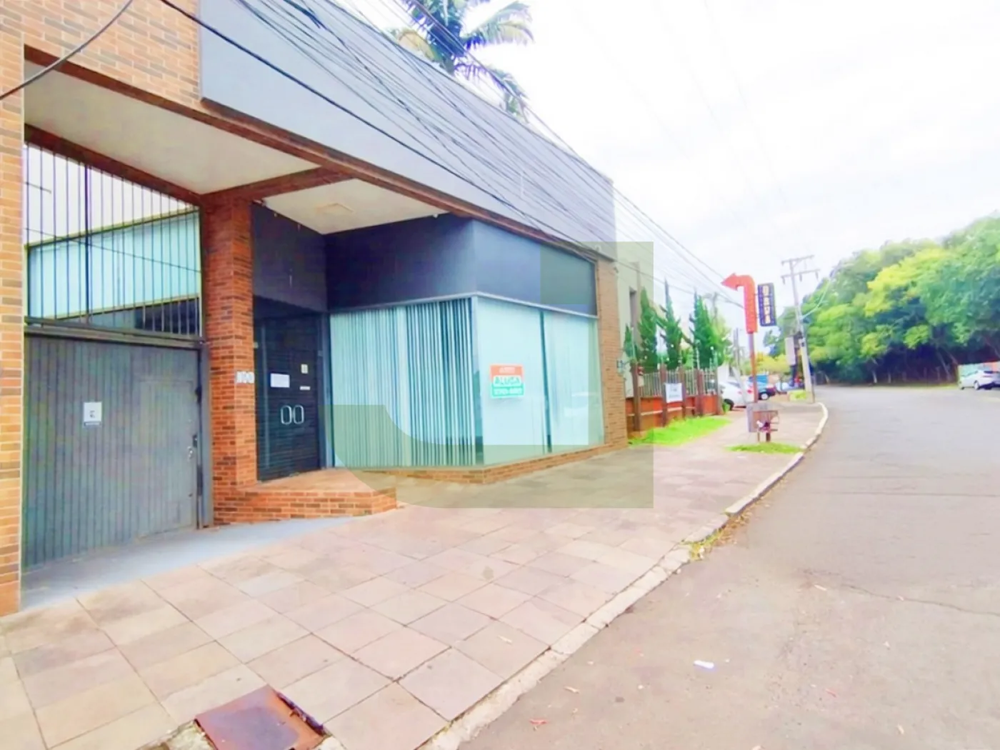Alugar Comercial / Loja em S&atilde;o Leopoldo R$ 11.700,00 - Foto 2