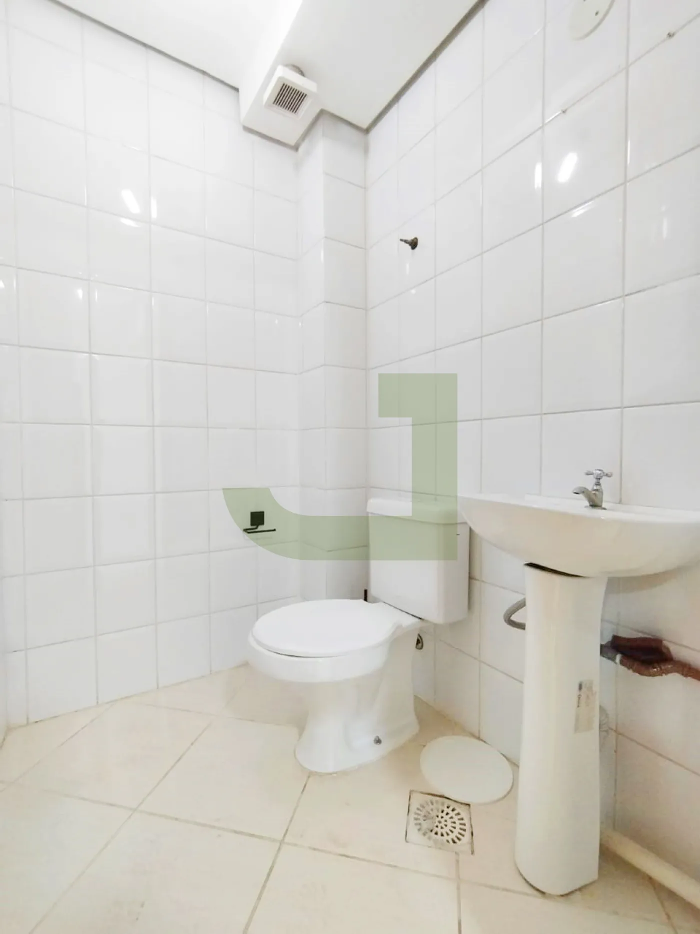 Alugar Comercial / Loja em Condom&iacute;nio em S&atilde;o Leopoldo R$ 4.750,00 - Foto 9