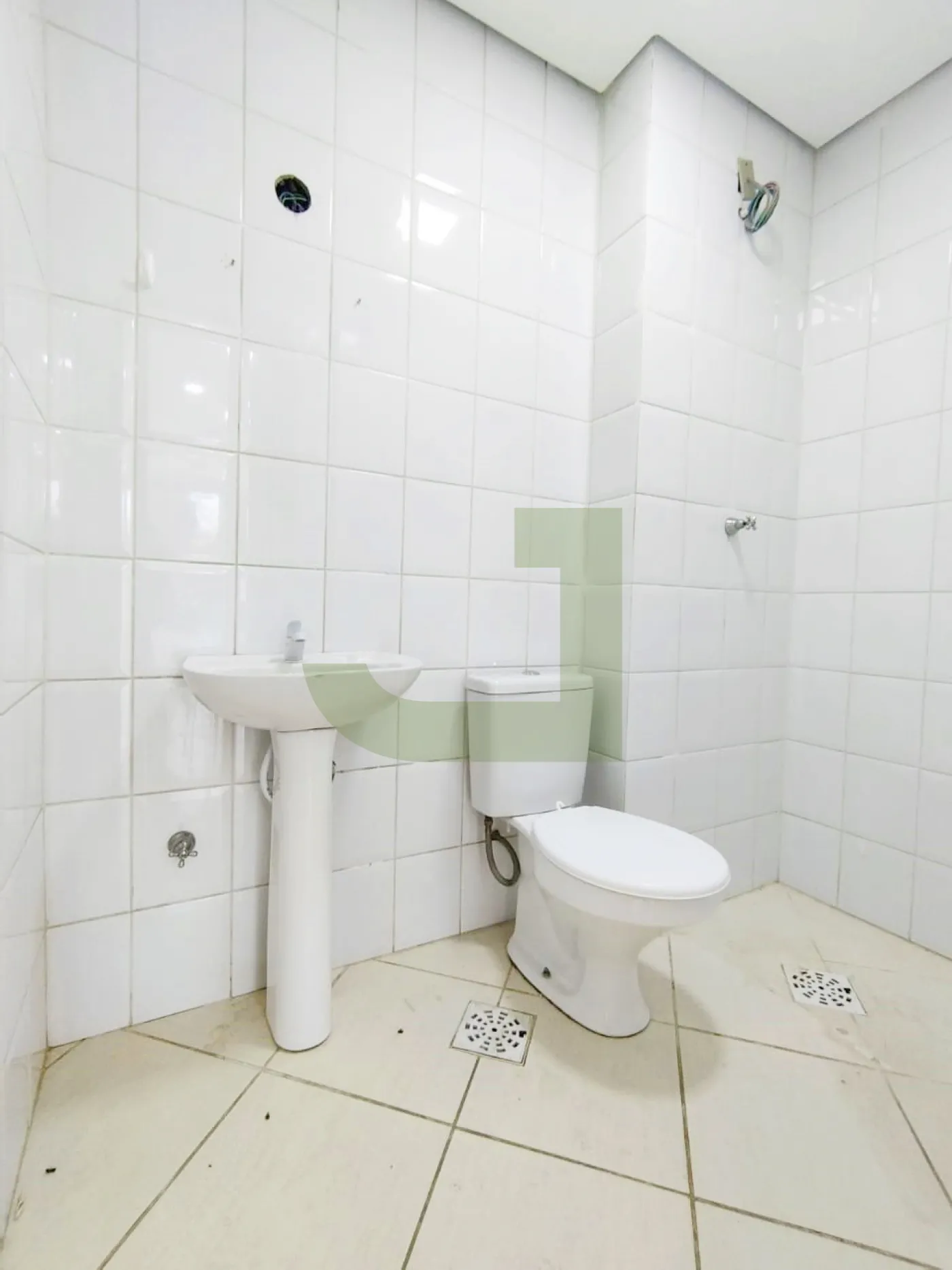 Alugar Comercial / Loja em Condom&iacute;nio em S&atilde;o Leopoldo R$ 4.750,00 - Foto 6