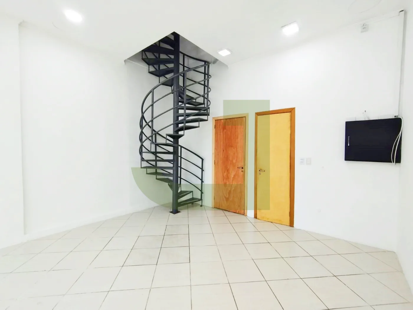 Alugar Comercial / Loja em Condom&iacute;nio em S&atilde;o Leopoldo R$ 4.750,00 - Foto 5