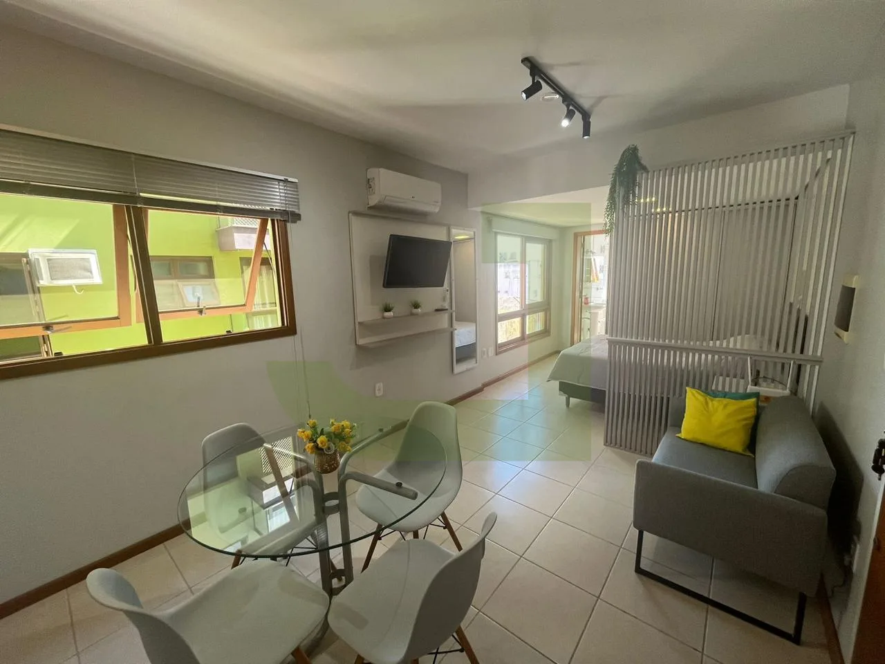 Alugar Apartamento / JK  Studio em S&atilde;o Leopoldo R$ 1.800,00 - Foto 4