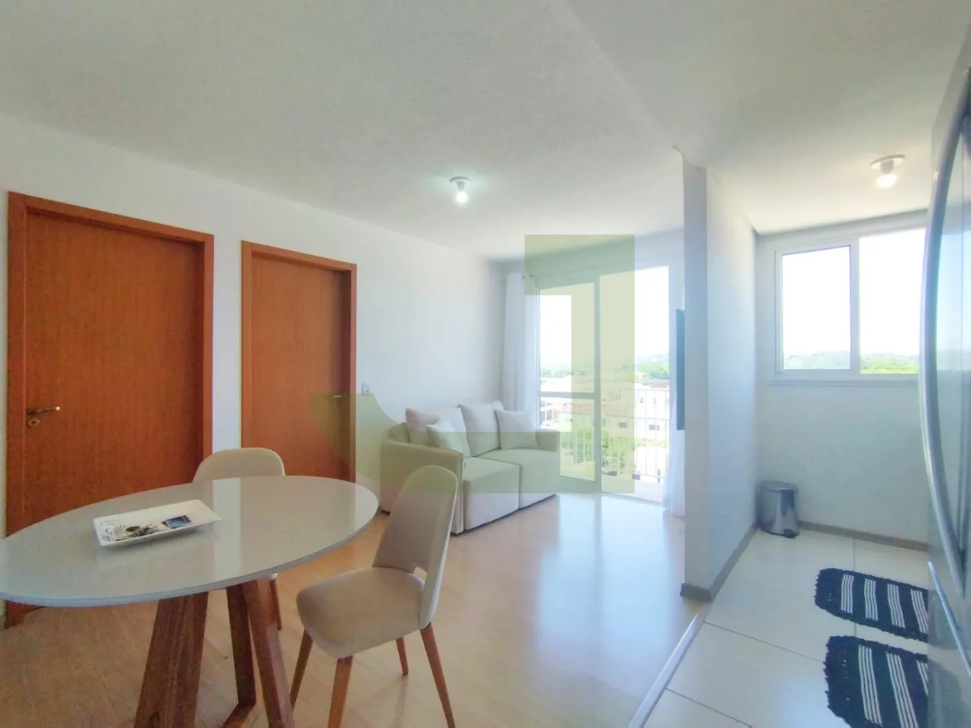 Alugar Apartamento / Padr&atilde;o em Novo Hamburgo R$ 1.600,00 - Foto 1