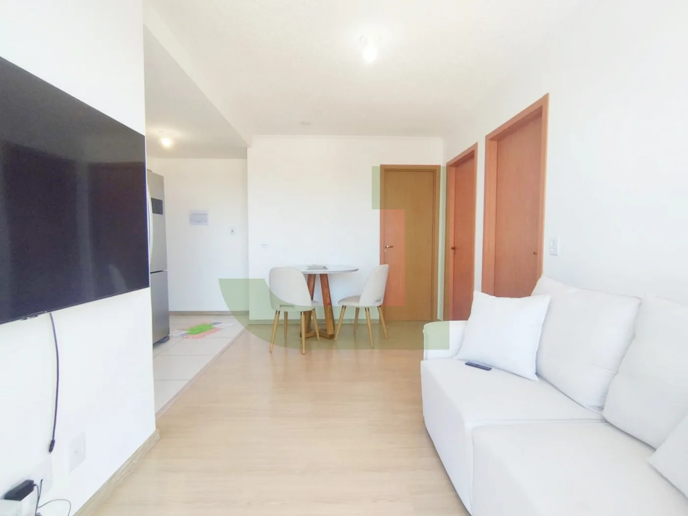 Alugar Apartamento / Padr&atilde;o em Novo Hamburgo R$ 1.600,00 - Foto 3