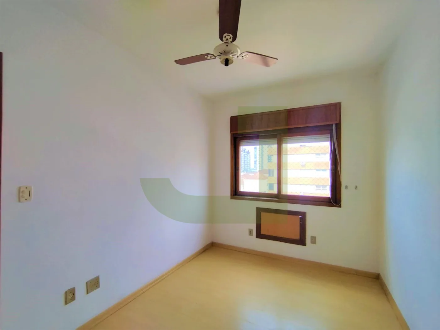 Alugar Apartamento / Padr&atilde;o em S&atilde;o Leopoldo R$ 1.700,00 - Foto 4