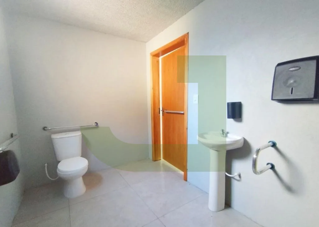 Alugar Comercial / Pavilh&atilde;o em S&atilde;o Leopoldo R$ 5.500,00 - Foto 8