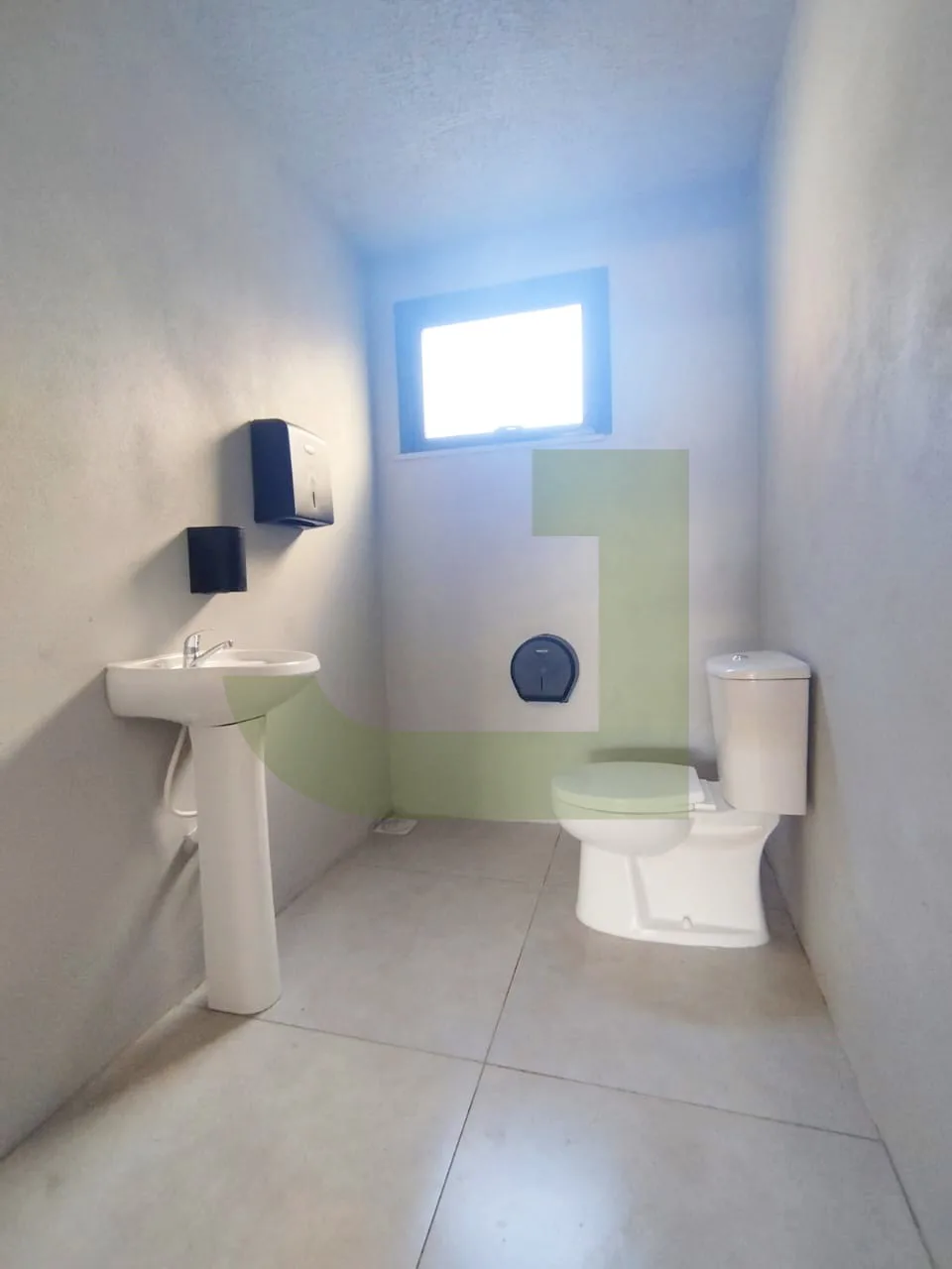 Alugar Comercial / Pavilh&atilde;o em S&atilde;o Leopoldo R$ 5.500,00 - Foto 9