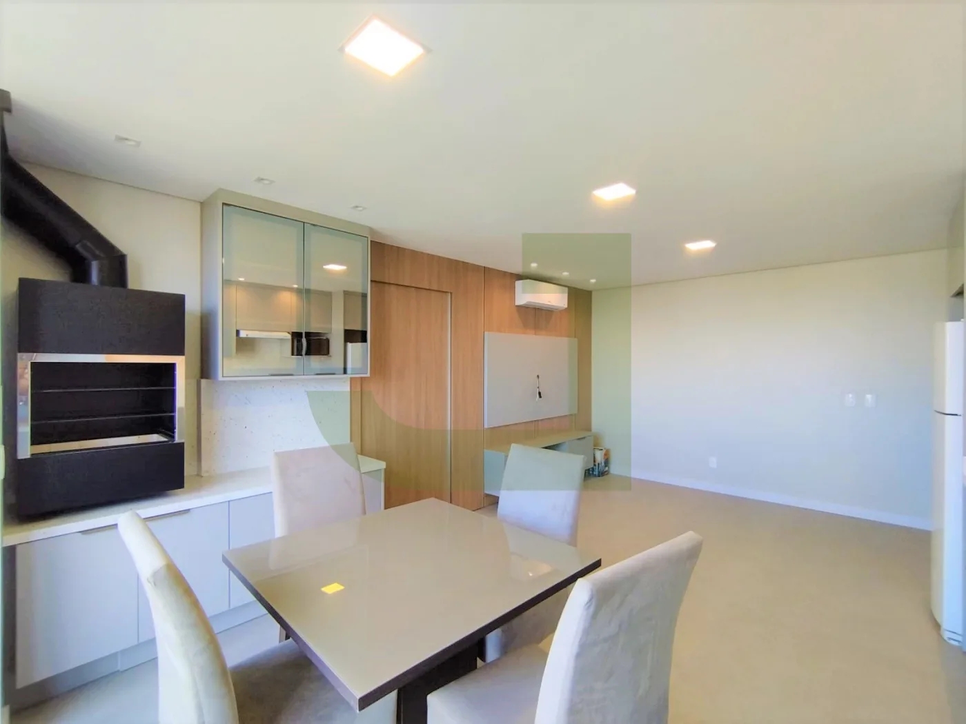 Alugar Apartamento / Padr&atilde;o em S&atilde;o Leopoldo R$ 3.800,00 - Foto 5