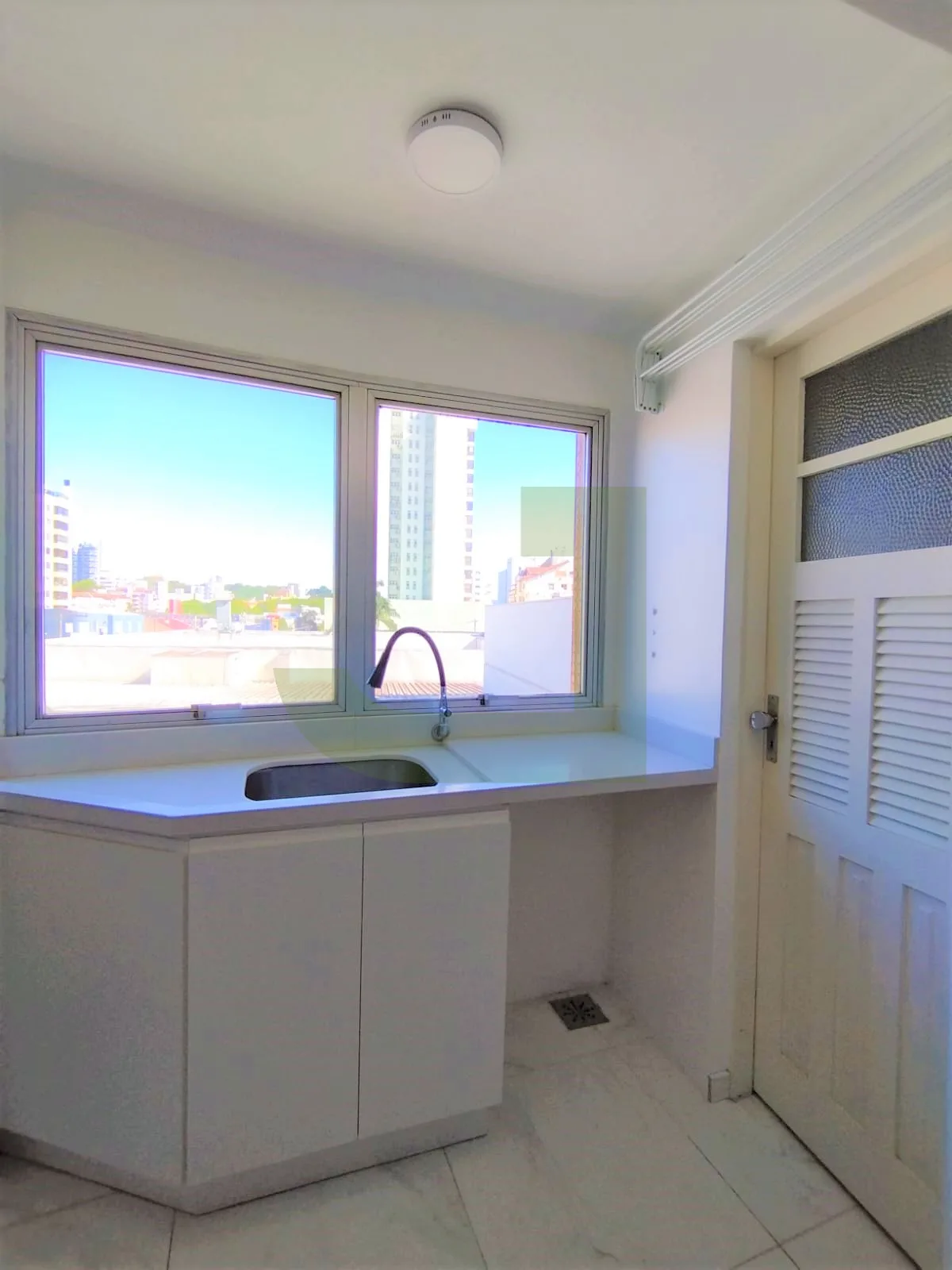 Alugar Apartamento / Padr&atilde;o em S&atilde;o Leopoldo R$ 2.800,00 - Foto 9