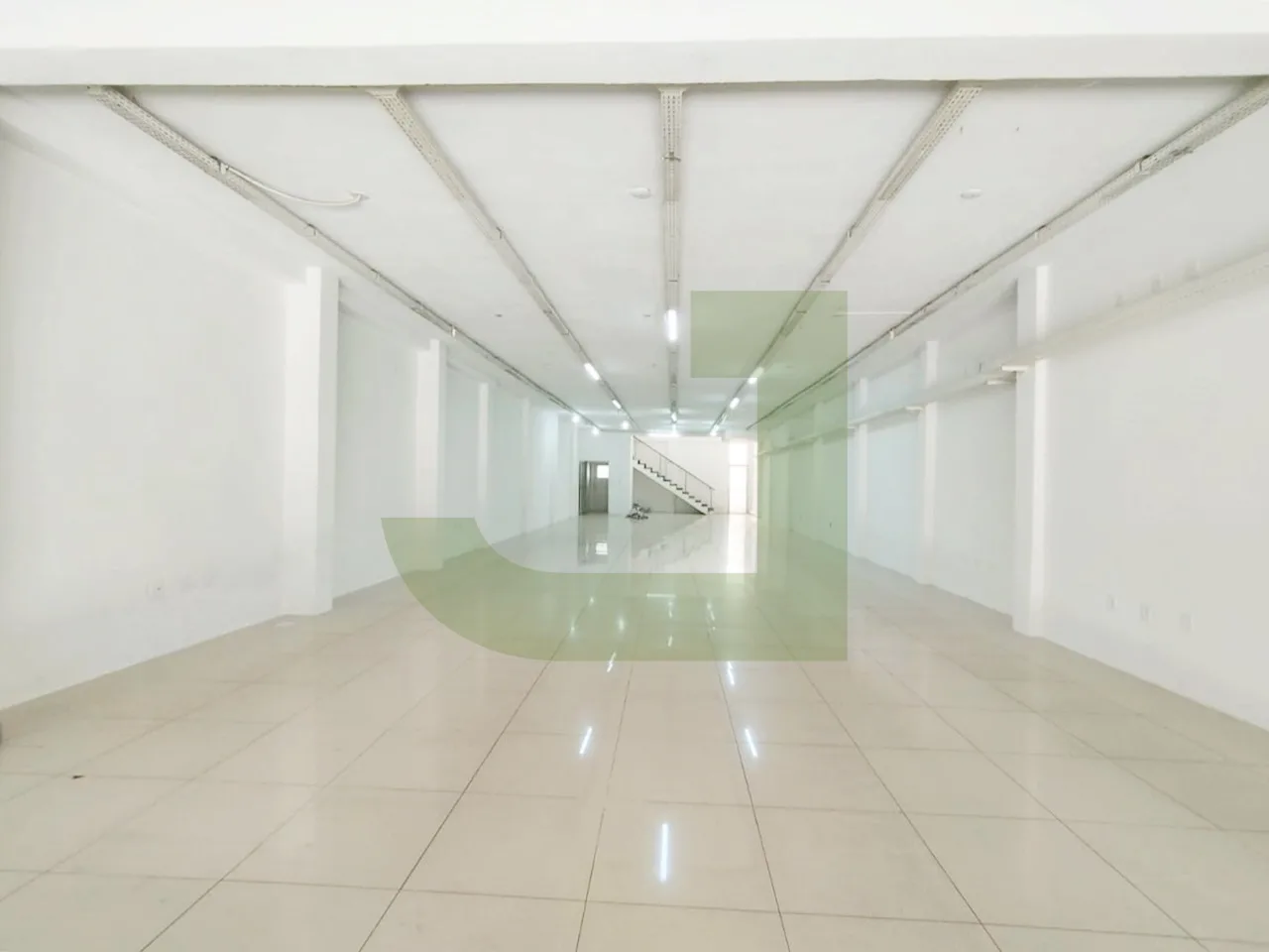 Alugar Comercial / Loja em S&atilde;o Leopoldo R$ 23.000,00 - Foto 4