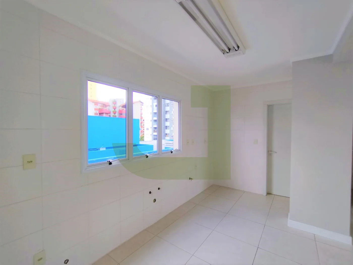 Alugar Apartamento / Padr&atilde;o em S&atilde;o Leopoldo R$ 2.500,00 - Foto 9