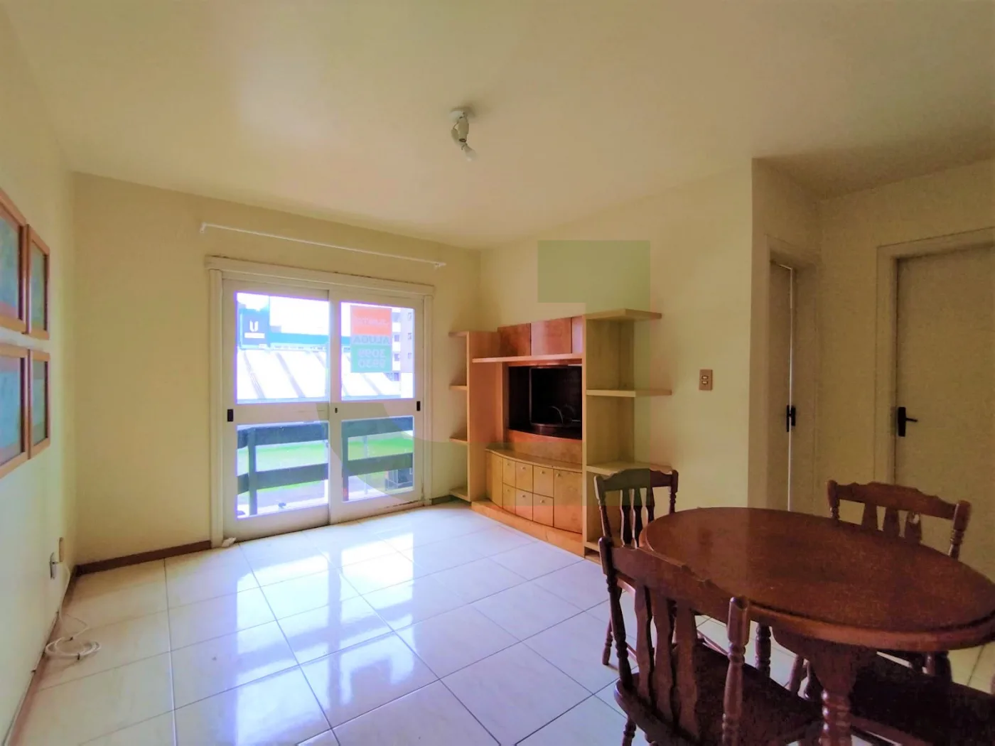 Alugar Apartamento / Padr&atilde;o em S&atilde;o Leopoldo R$ 1.250,00 - Foto 1