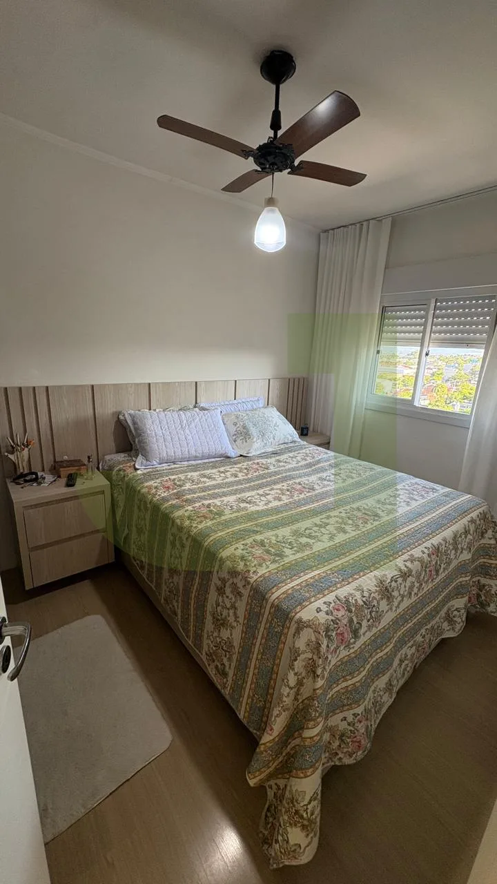 Comprar Apartamento / Padr&atilde;o em Novo Hamburgo R$ 295.000,00 - Foto 5
