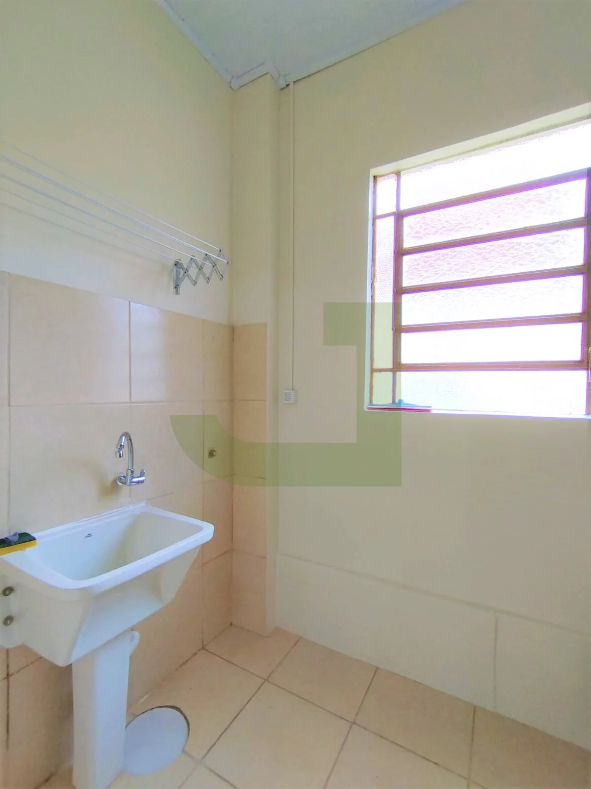 Alugar Casa / Residencial em S&atilde;o Leopoldo R$ 2.200,00 - Foto 10