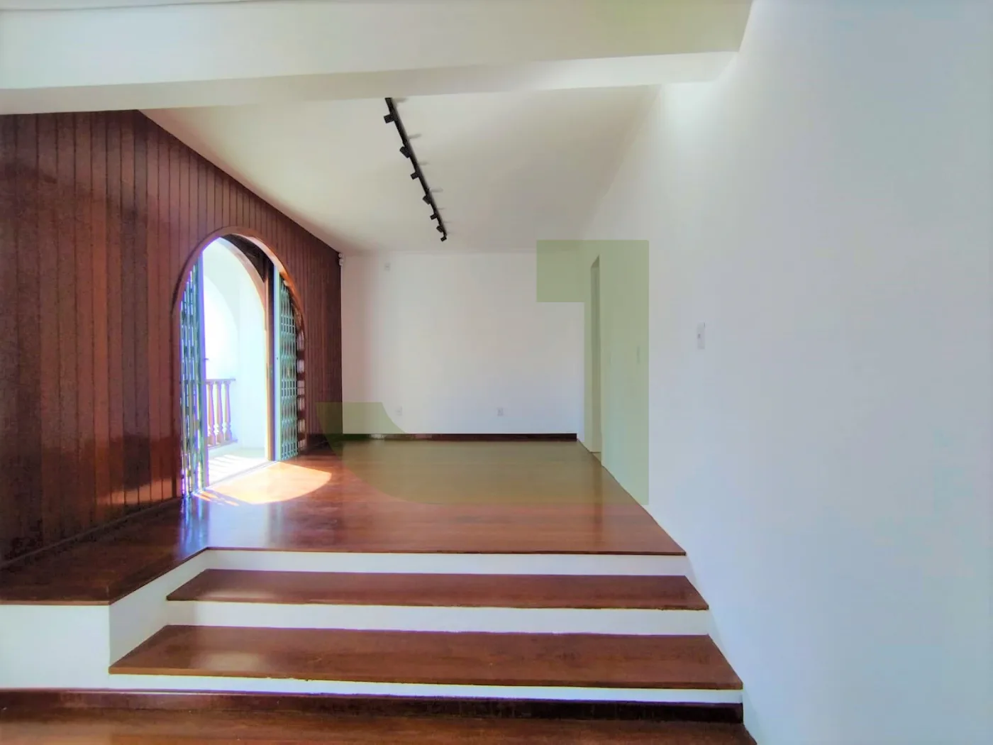 Alugar Comercial / Sala comercial em condom&iacute;nio em S&atilde;o Leopoldo R$ 2.000,00 - Foto 2