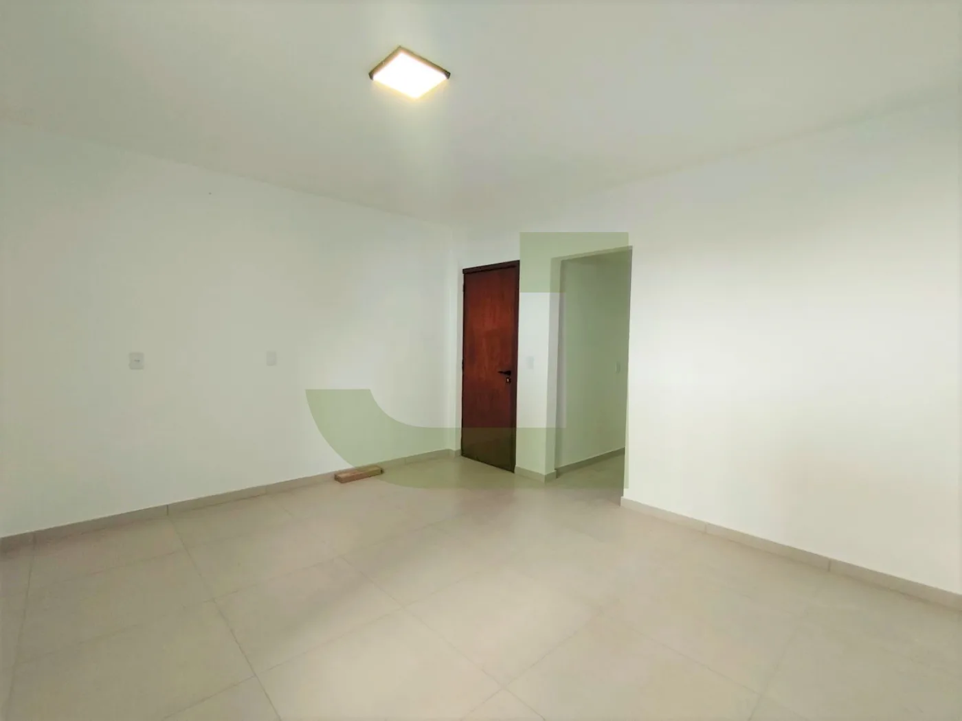 Alugar Apartamento / JK  Studio em S&atilde;o Leopoldo R$ 1.100,00 - Foto 2