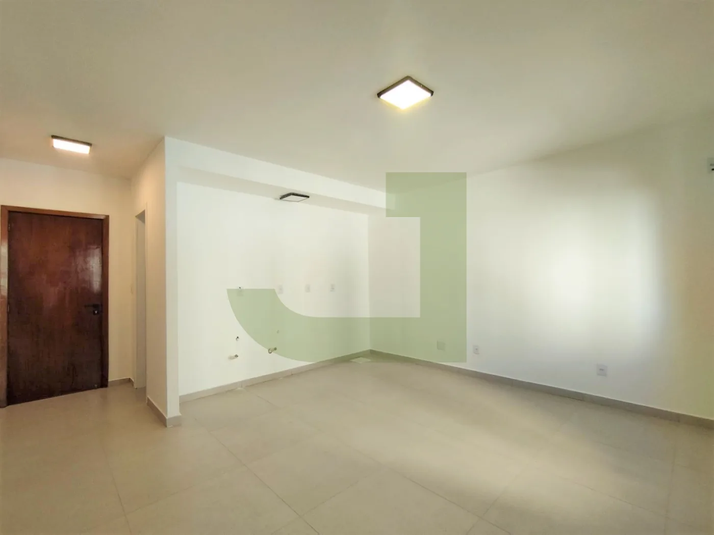 Alugar Apartamento / JK  Studio em S&atilde;o Leopoldo R$ 1.100,00 - Foto 2