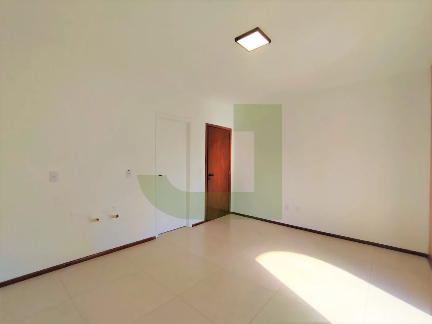 Alugar Apartamento / JK  Studio em S&atilde;o Leopoldo R$ 1.100,00 - Foto 2