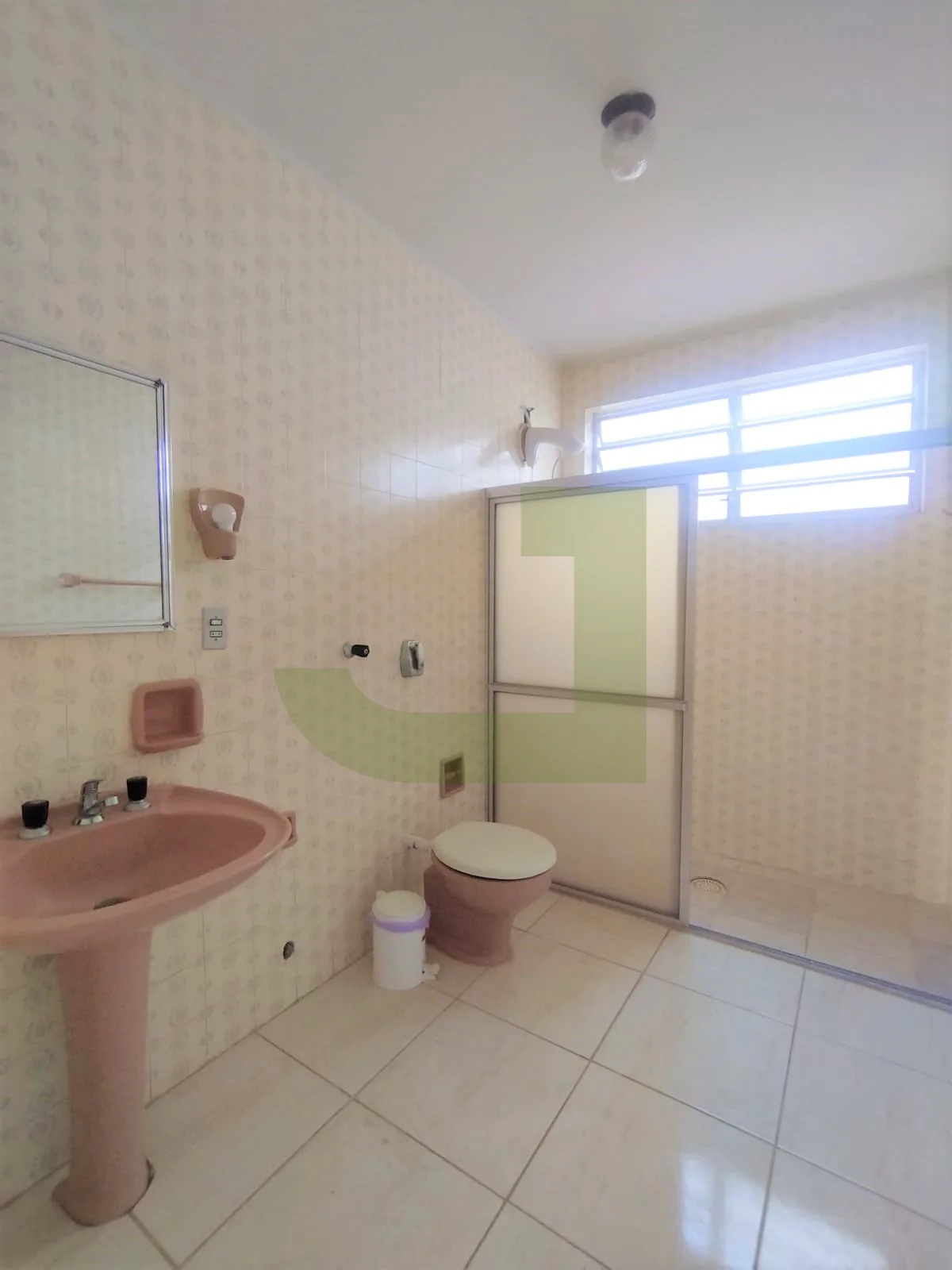 Alugar Apartamento / Padr&atilde;o em S&atilde;o Leopoldo R$ 2.250,00 - Foto 6